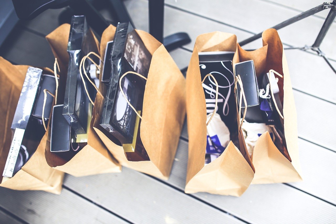 Tempat Belanja Parfum Murah, Handphone, Gadget dan Tas Branded Batam