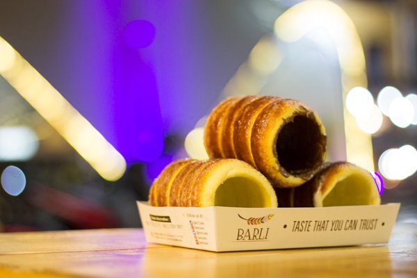 Barli Cake Dengan Chimney Cake Pastry Tradisional dari Negeri Hungaria