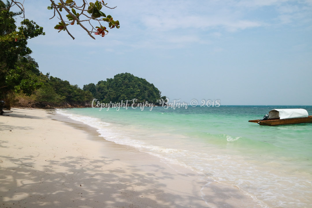 Pantai Khairah Pulau Pengalap