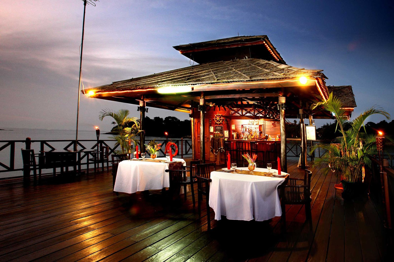 5 Bar dan Cafe Terbaik di Pulau Bintan yang Wajib Kamu Datengin!